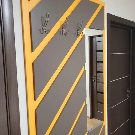 Vip Apartment In The Centre Uschhorod Exterior foto